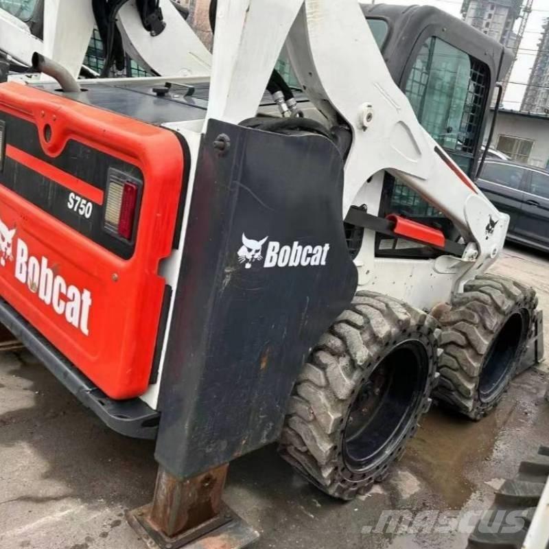 Bobcat S 750 Skid steer mini utovarivači