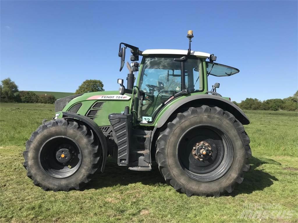 Fendt 724 Vario Traktori