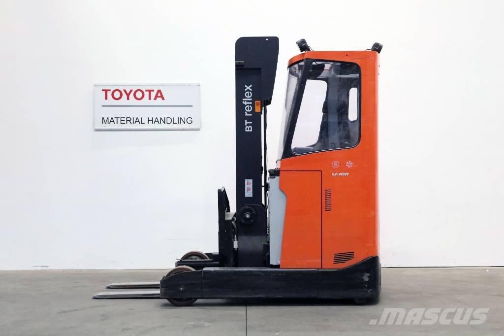 Toyota RRE200HECC Viljuškari sa pomičnim stupom