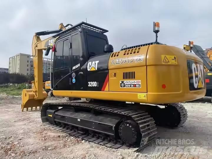 CAT 320 D2 Bageri guseničari