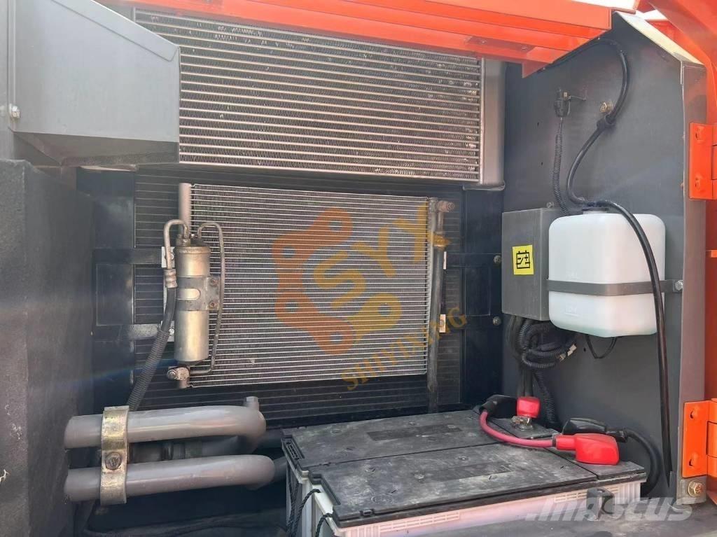 Hitachi ZX 200-3 Bageri guseničari