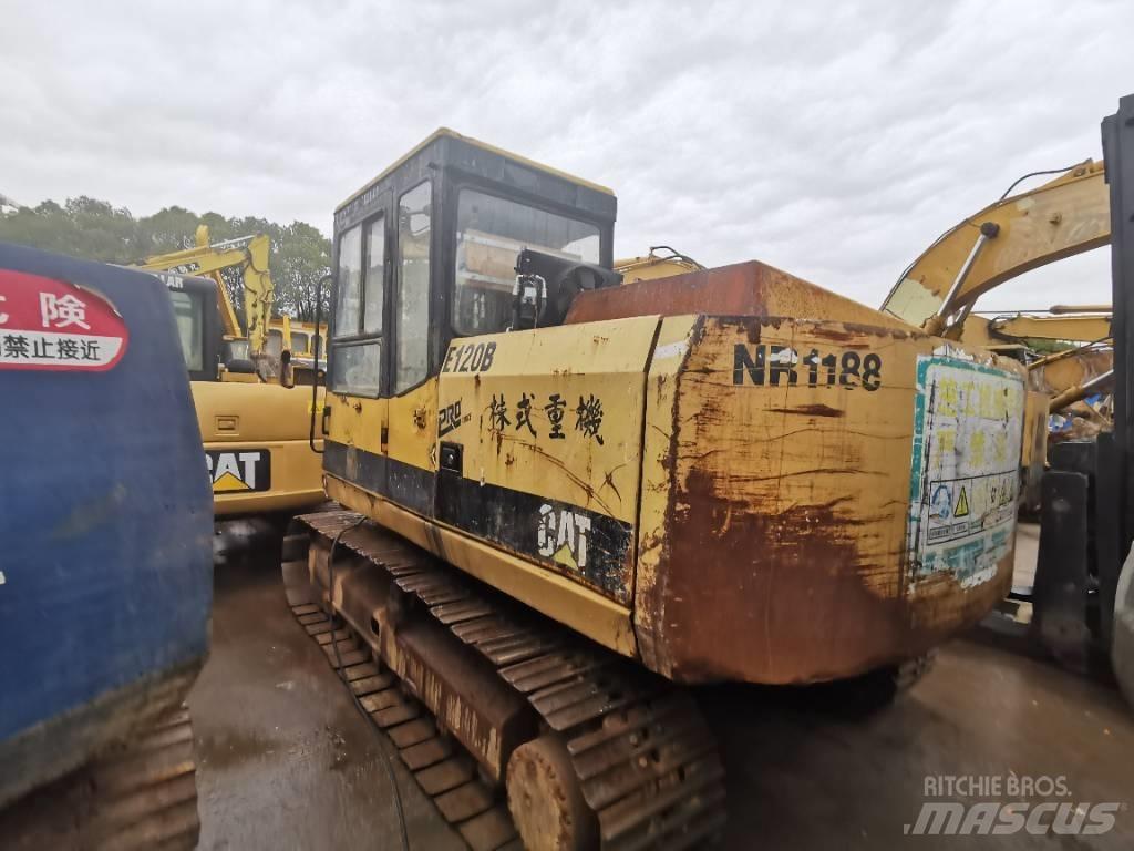 CAT E120B Bageri guseničari
