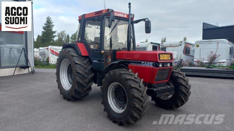 Case IH 845 XL Traktori