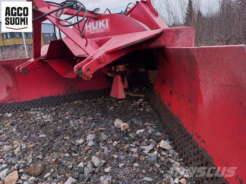  Huki LUMILINKO 285 Ostale poljoprivredne mašine