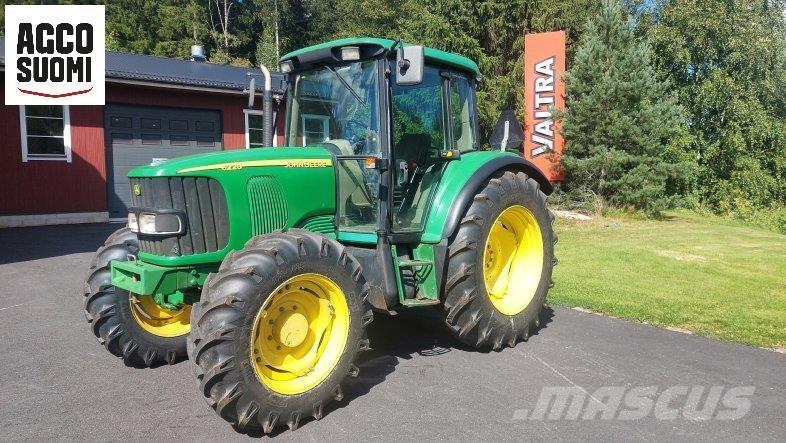 John Deere 6220 SE Traktori