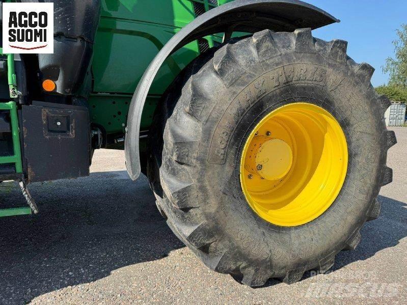 John Deere 6250 R Traktori