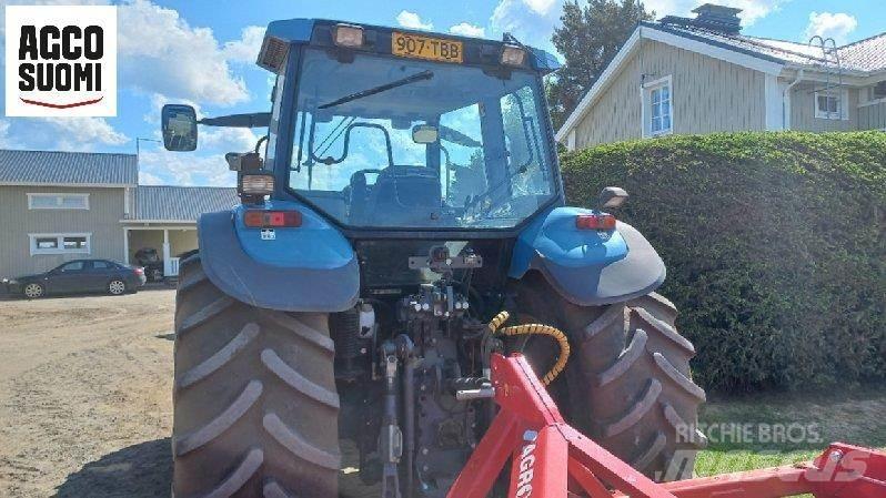 New Holland TM135 Traktori