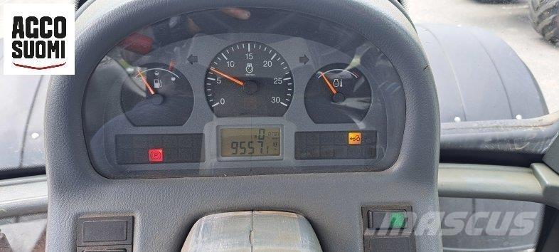 Valtra N121 H Traktori