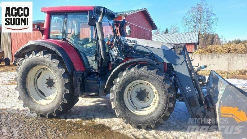 Valtra N122D Traktori