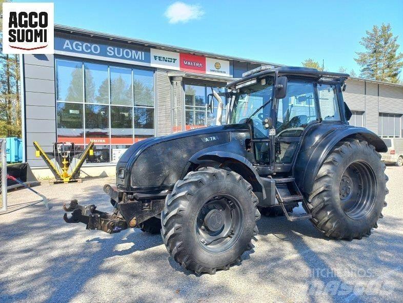 Valtra T190 Traktori