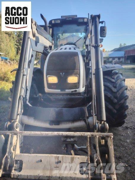 Valtra T202D Traktori