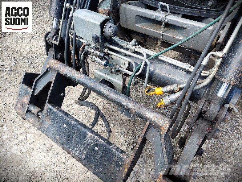 Valtra T213 VERSU Traktori