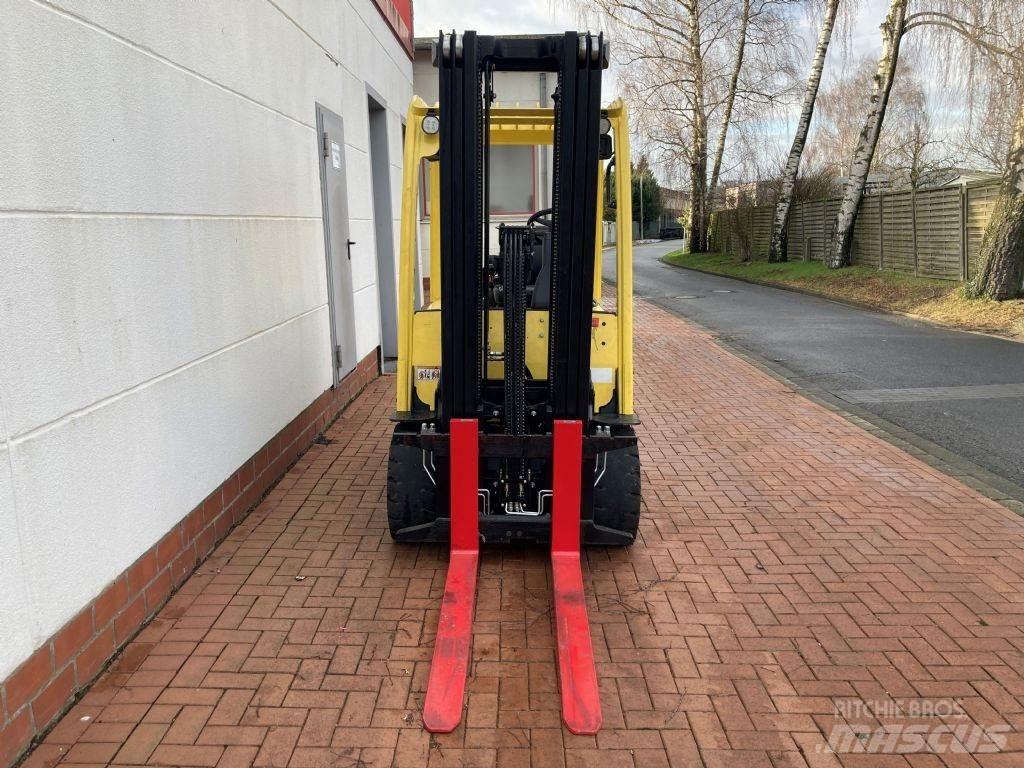 Hyster J 3.0 XN Električni viljuškari