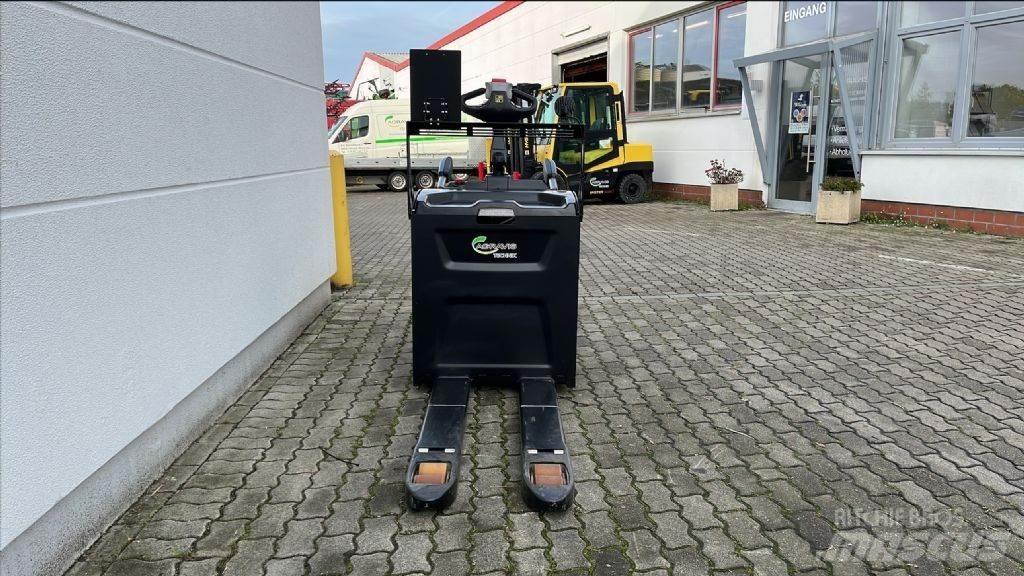 Hyster P 2.0 S Nisko podizni električni viljuškar