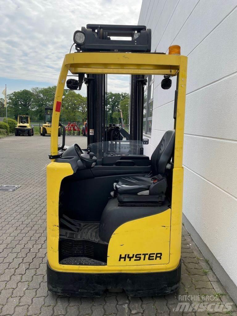 Hyster R 1.4 Viljuškari sa pomičnim stupom