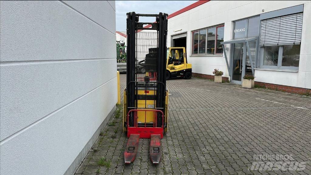 Hyster S1.5S Ručni električni viljuškar