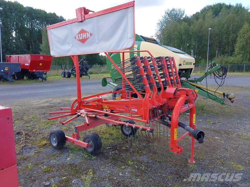 Kuhn 4321 Okretači i sakupljači sena