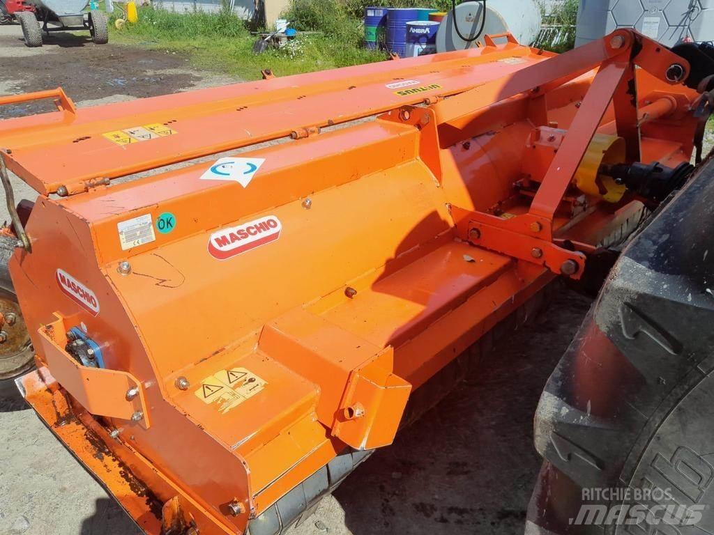 Maschio  Kosilice za livade