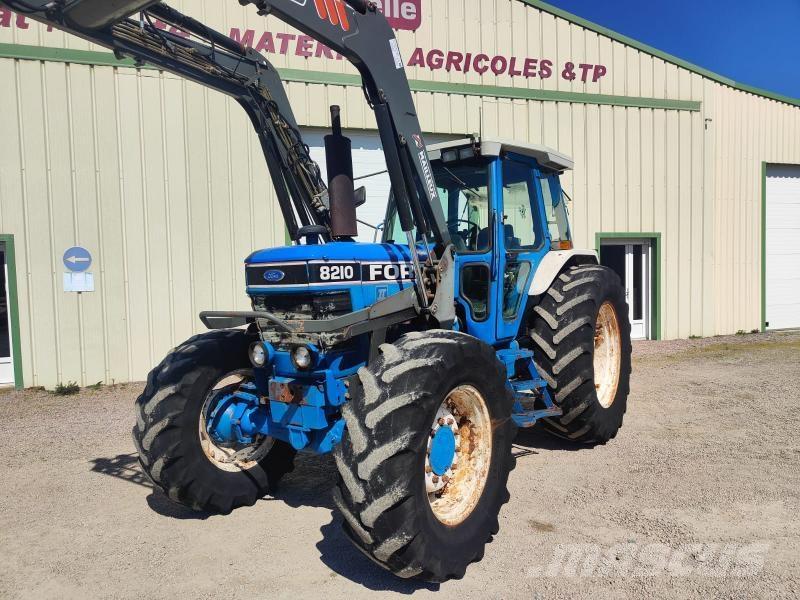 Ford 8210 Traktori