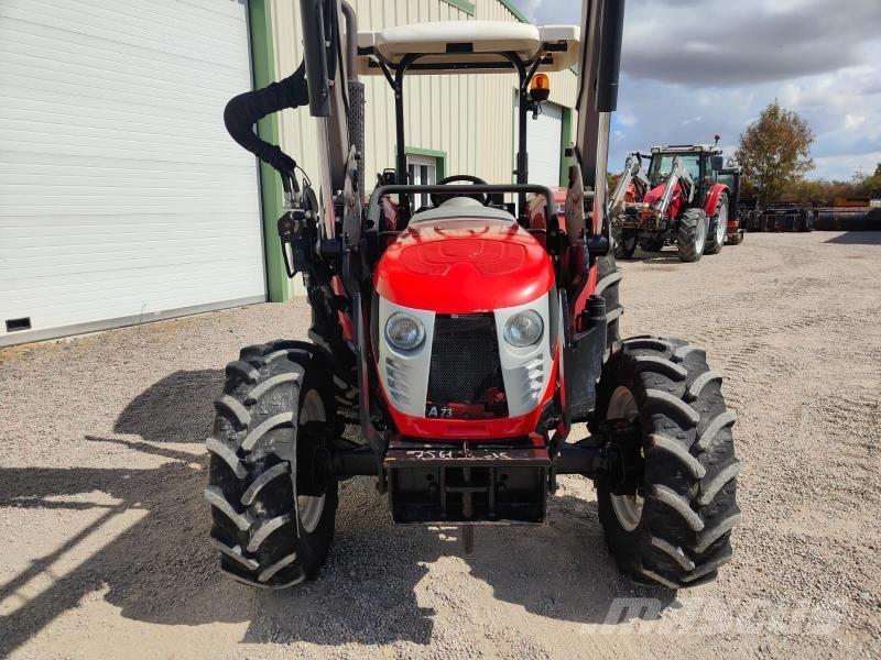 Valtra A73 Traktori