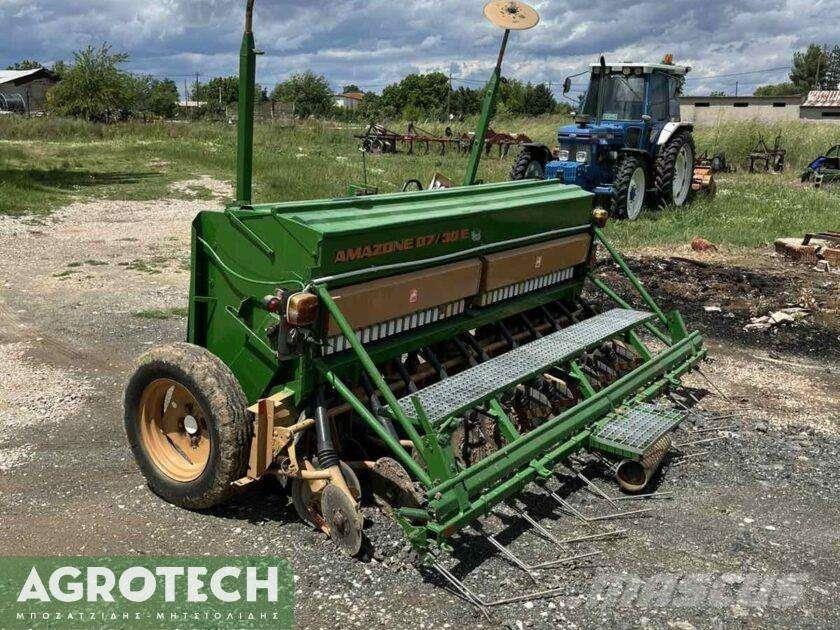 Amazone D7/30E Traktori