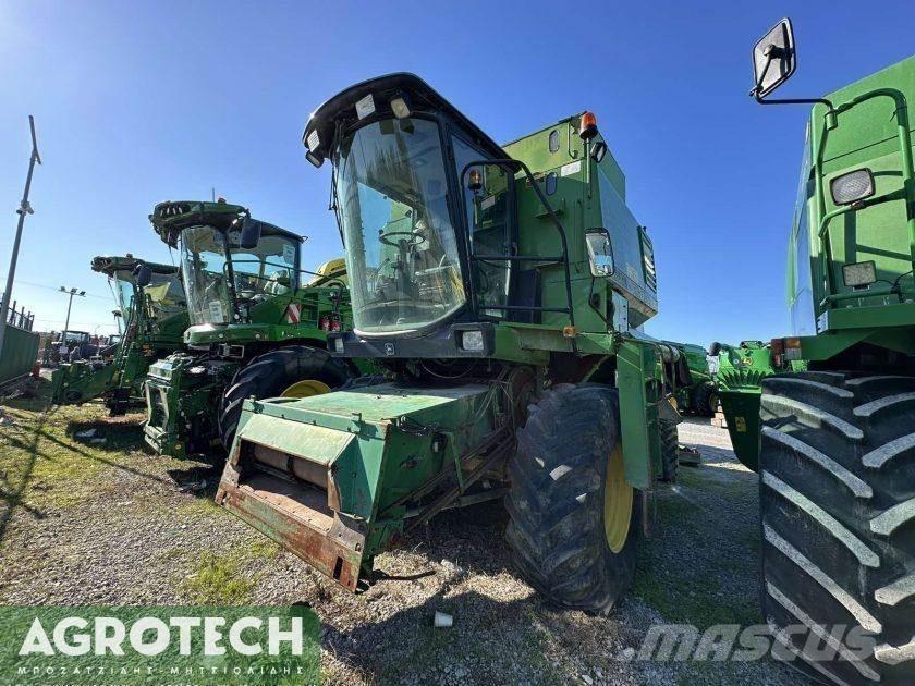 John Deere 1177 Traktori