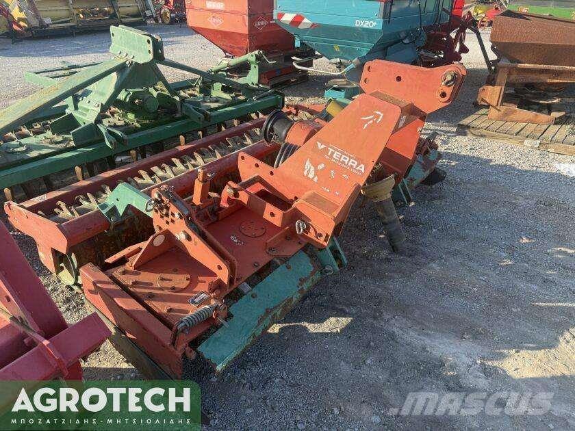 Kverneland NGM 251 Traktori