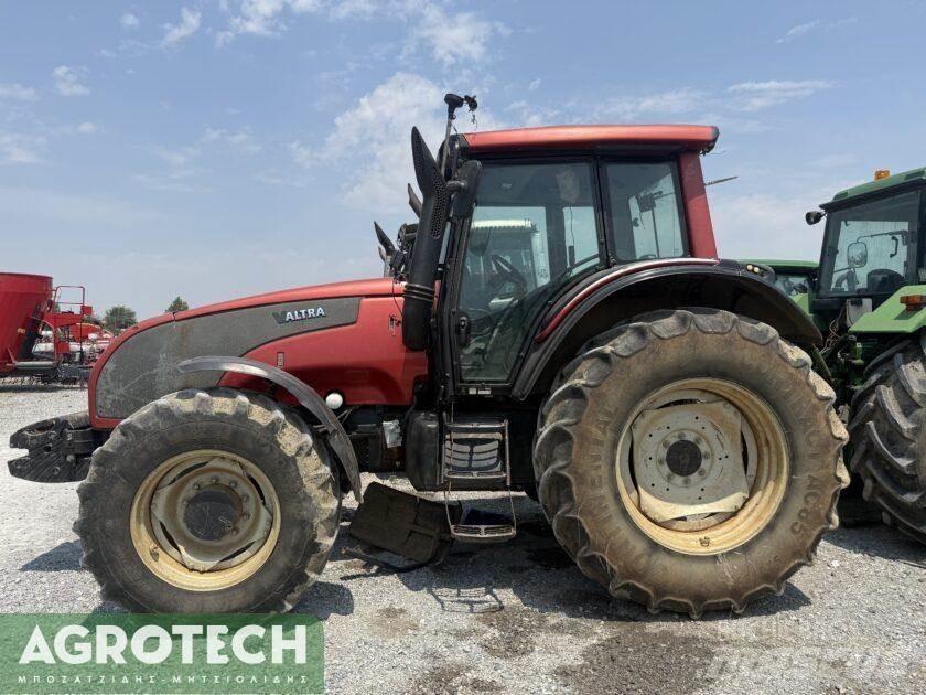 Valtra T151 Traktori