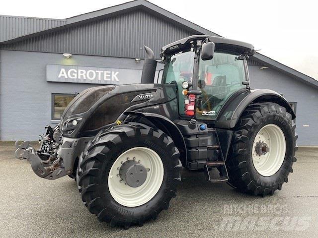 Valtra S374 Traktori