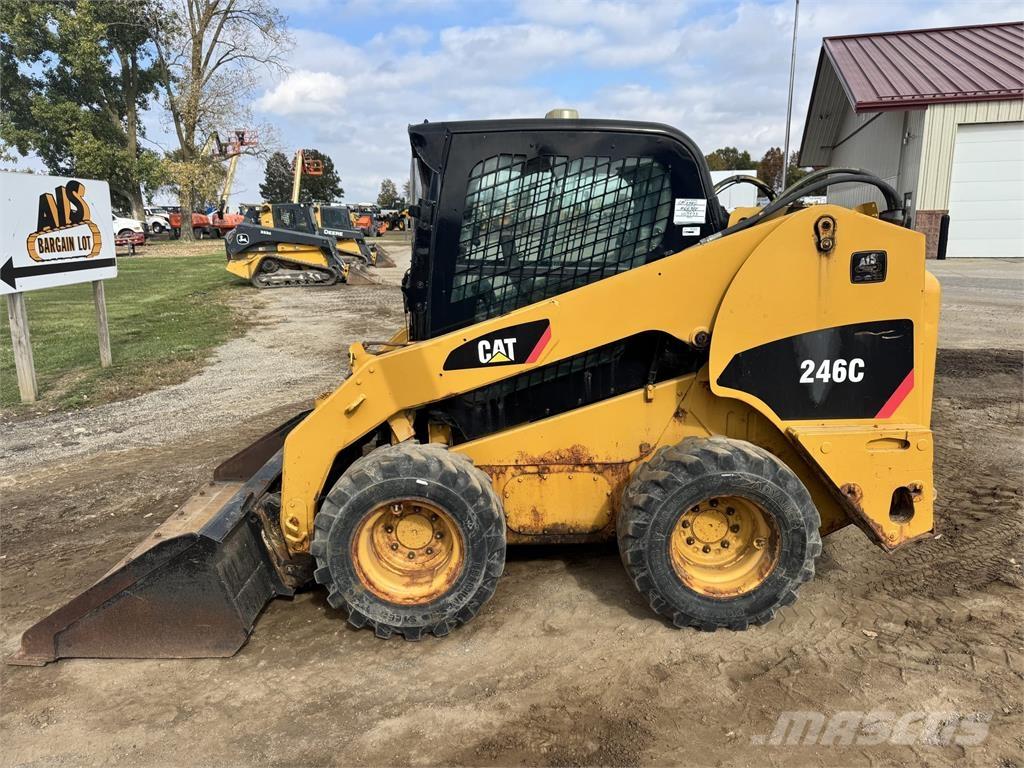 CAT 246C Skid steer mini utovarivači