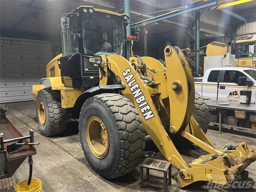 CAT 938M Utovarivači na točkove