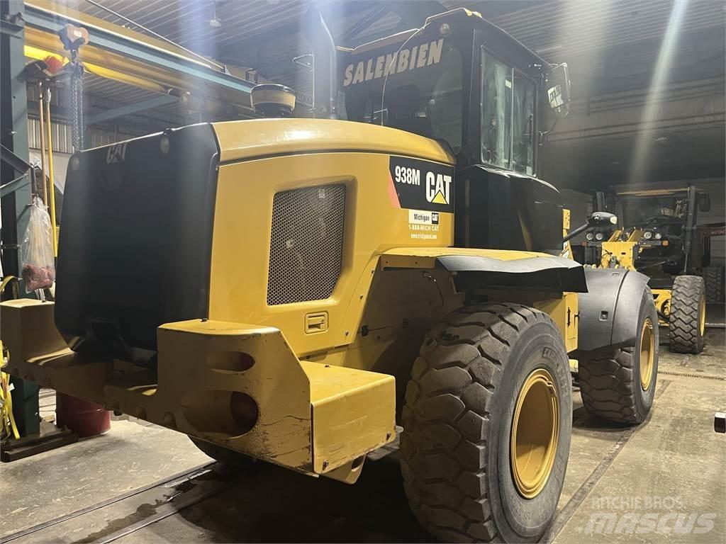 CAT 938M Utovarivači na točkove