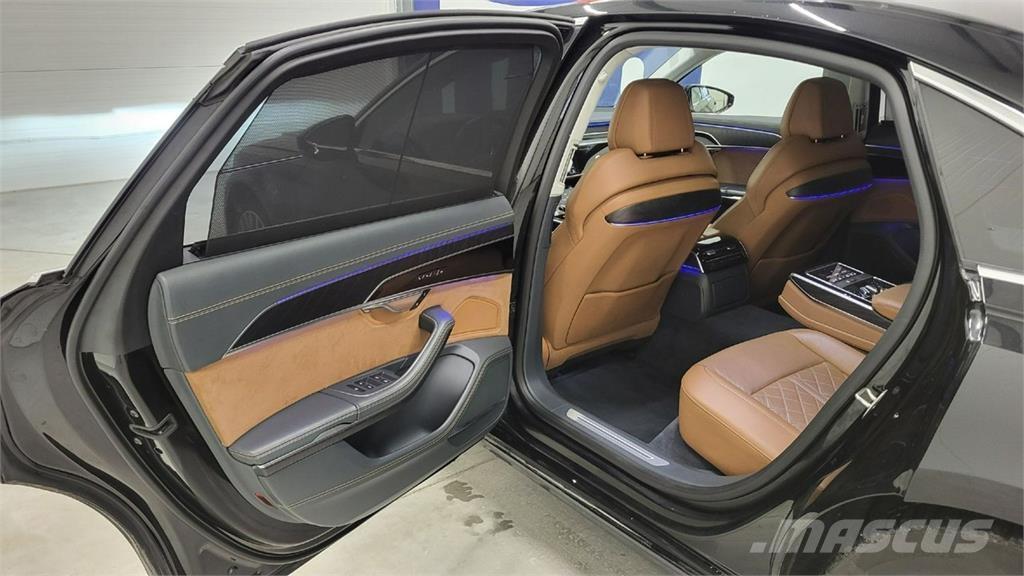 Audi A8 Automobili