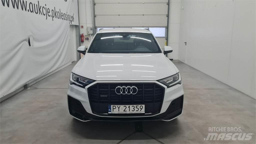 Audi Q7 Automobili