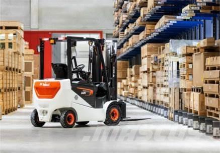 Bobcat B 25NS Električni viljuškari