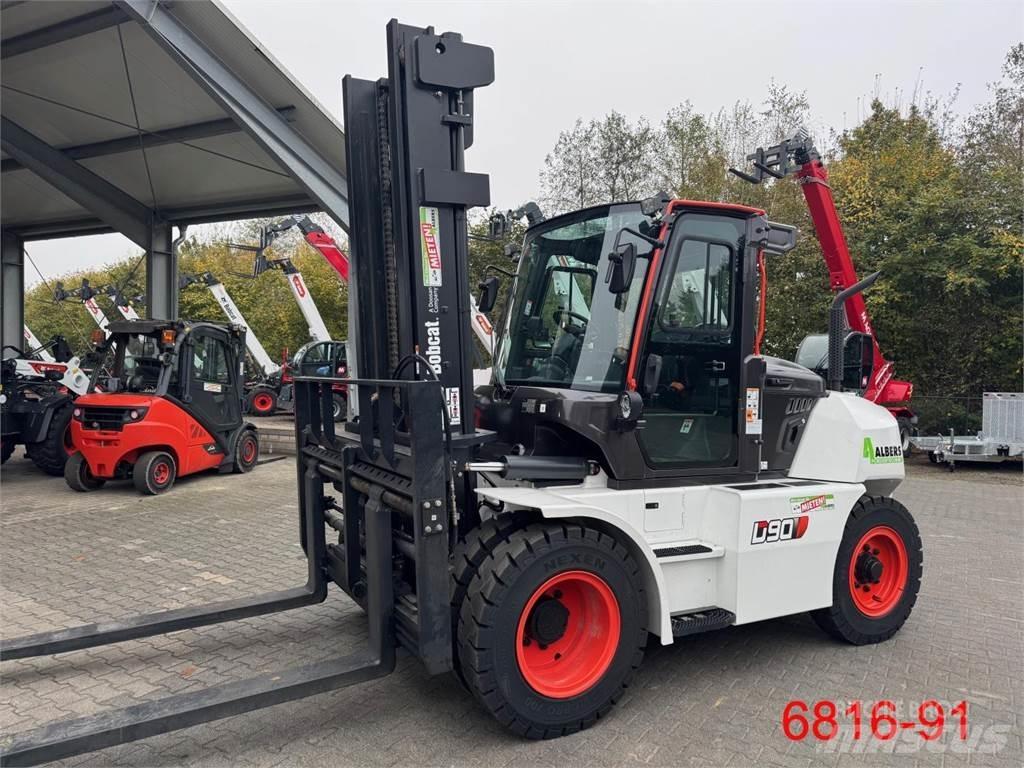 Bobcat D 90 S-9 Dizelski viljuškari