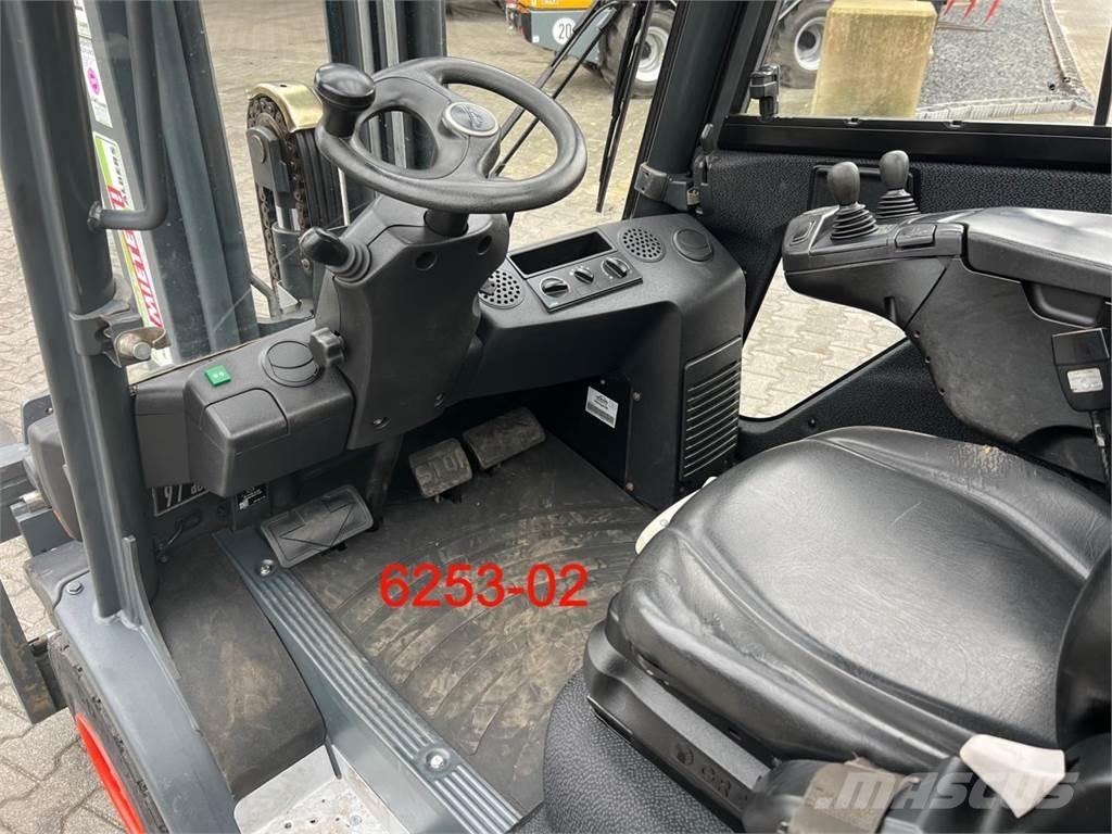 Linde H 30 T 02 EVO Plinski viljuškari