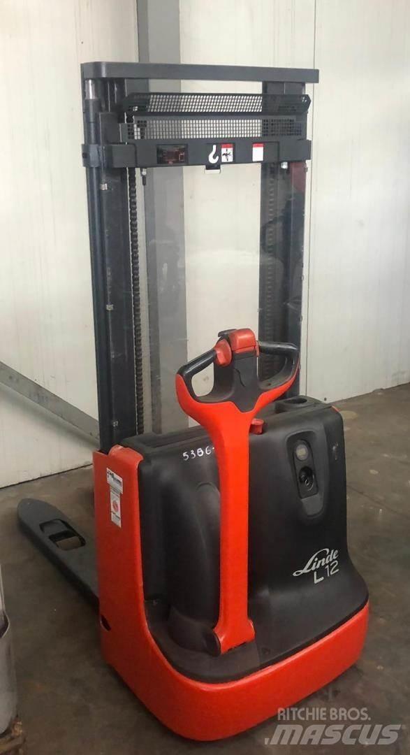 Linde L 12 Ručni električni viljuškar