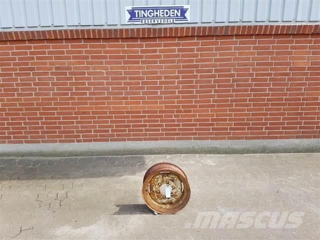  16 5.50FX16 Gume, točkovi i felne