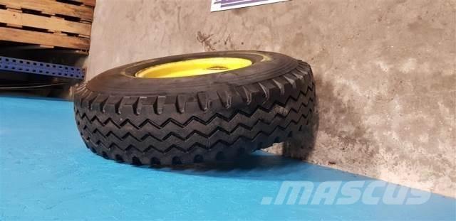  16 9.00R16 Gume, točkovi i felne