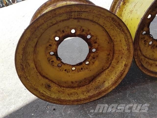  16 W10LX16 Gume, točkovi i felne