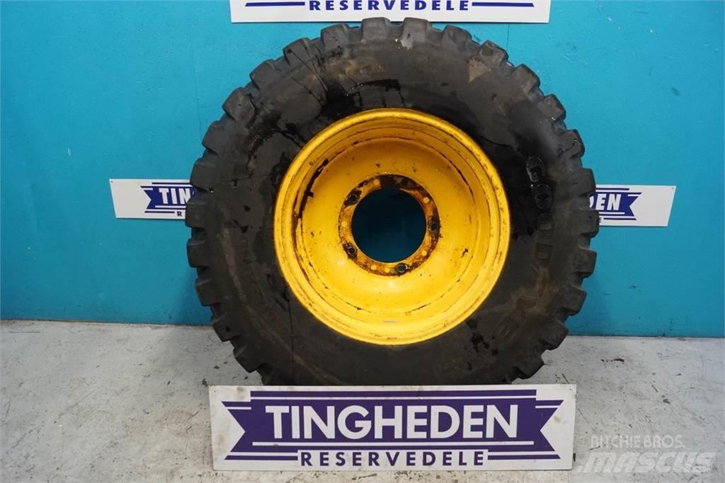  28 440/80R28 Gume, točkovi i felne