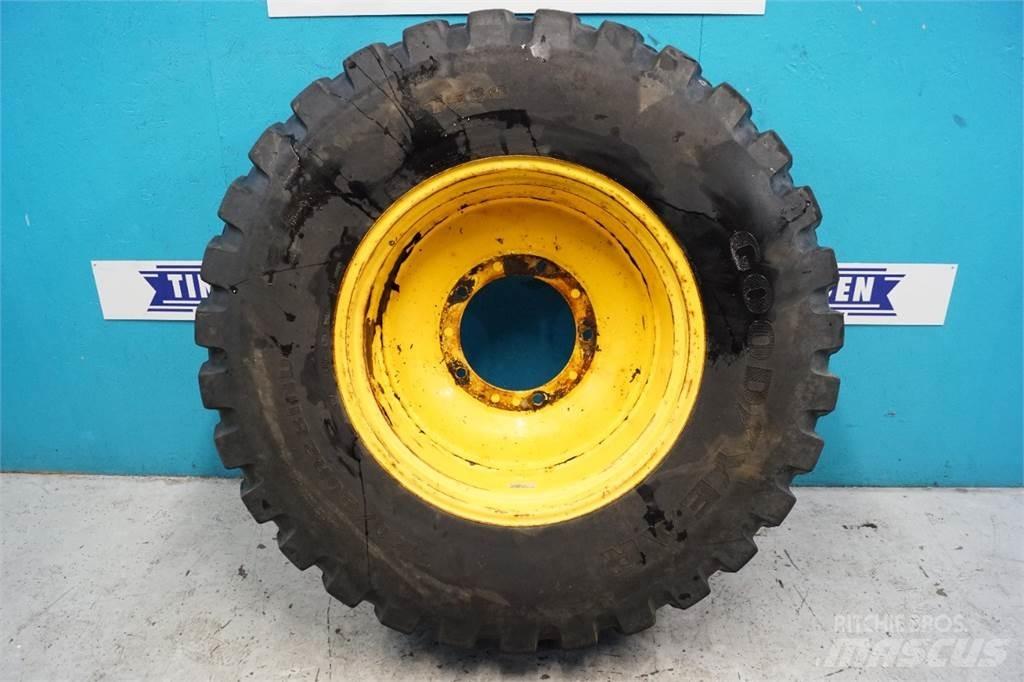  28 440/80R28 Gume, točkovi i felne