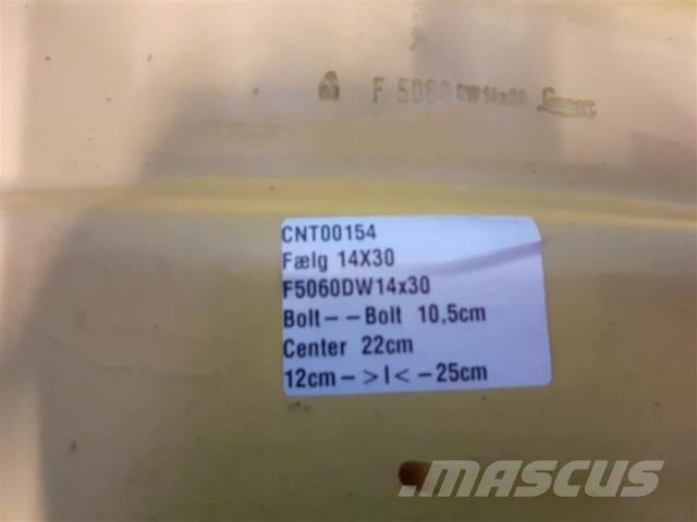  30'' 14X30 Gume, točkovi i felne
