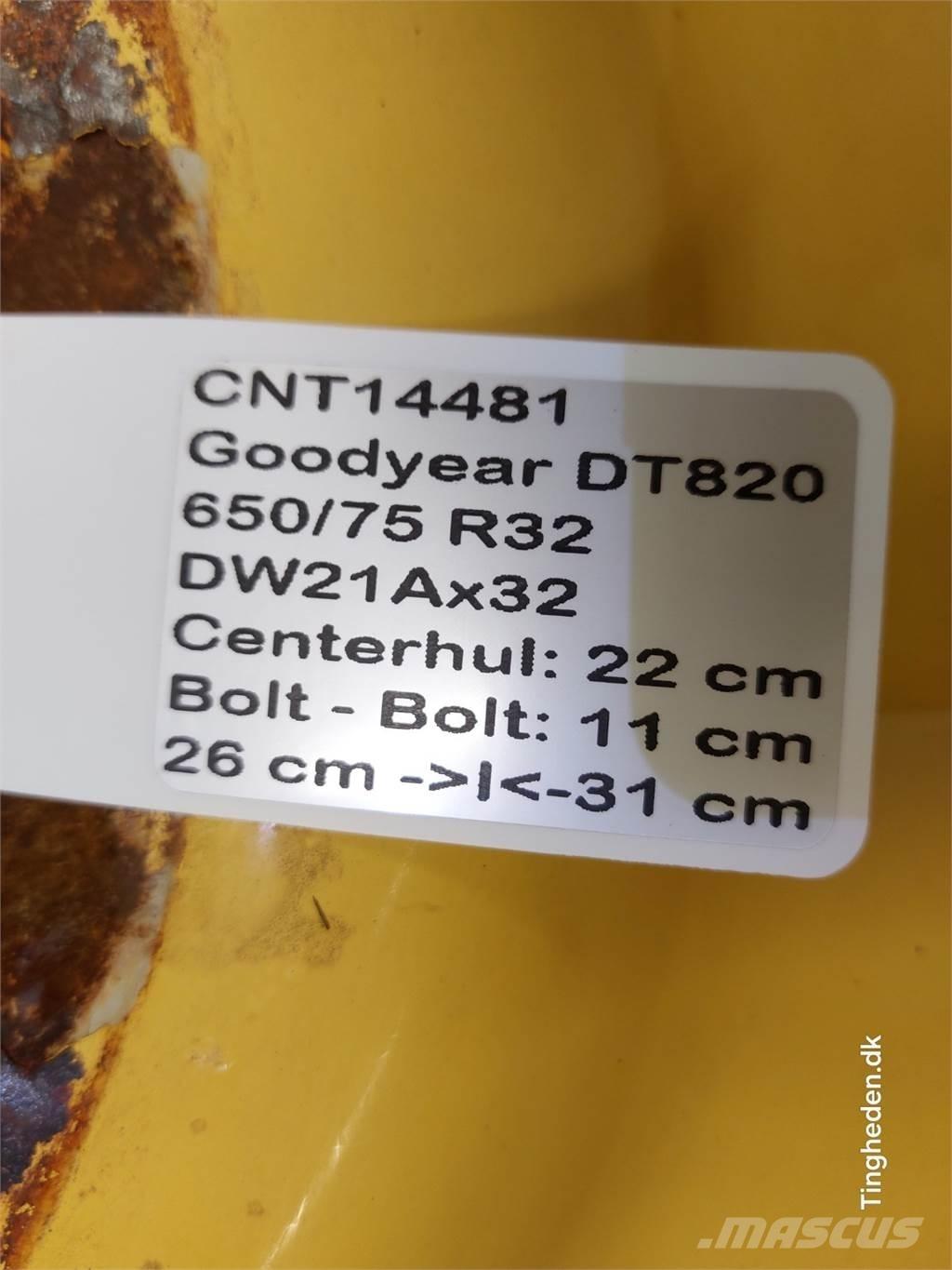  32 650/75 R32 Gume, točkovi i felne