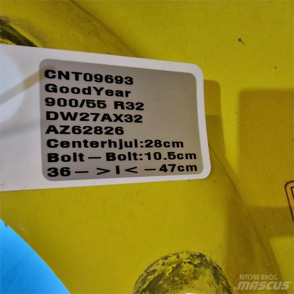  32 900/55 R32 Gume, točkovi i felne