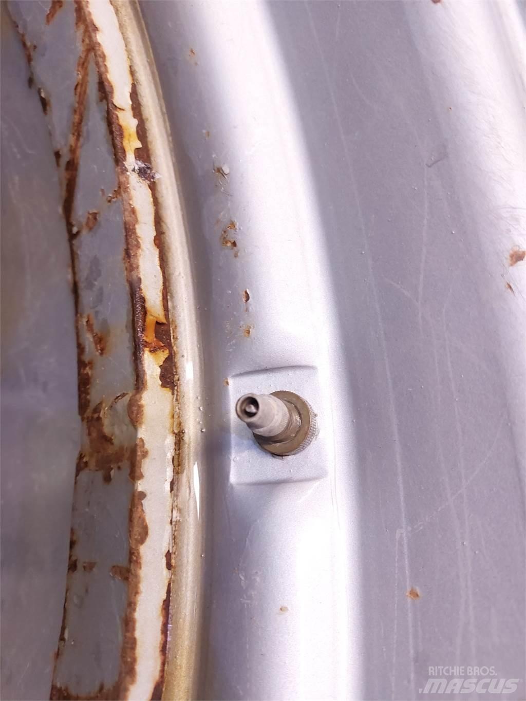  42 650/65 R42 Gume, točkovi i felne