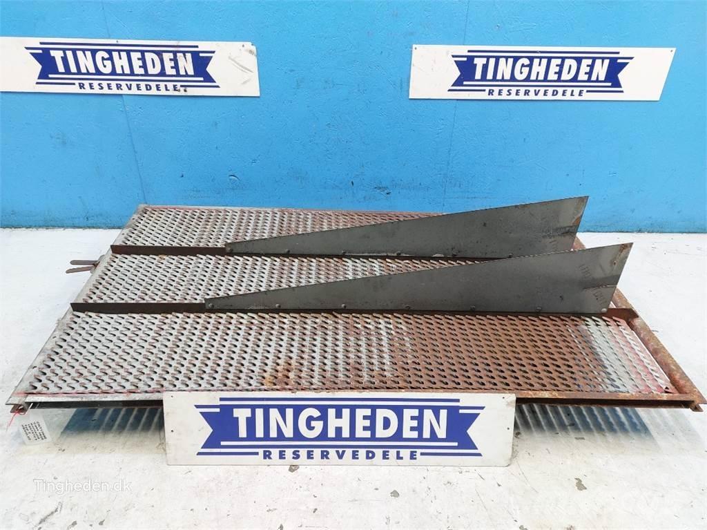 CASE 1620 Posipači soli i peska