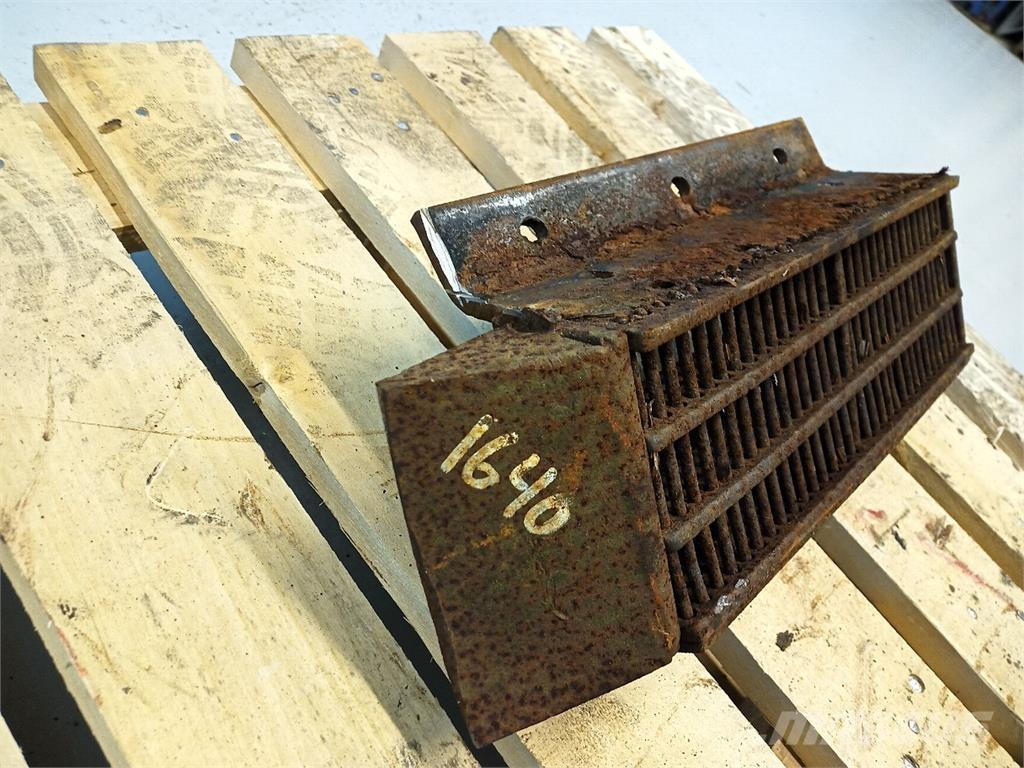 CASE 1640 Dodatna oprema za kombajne