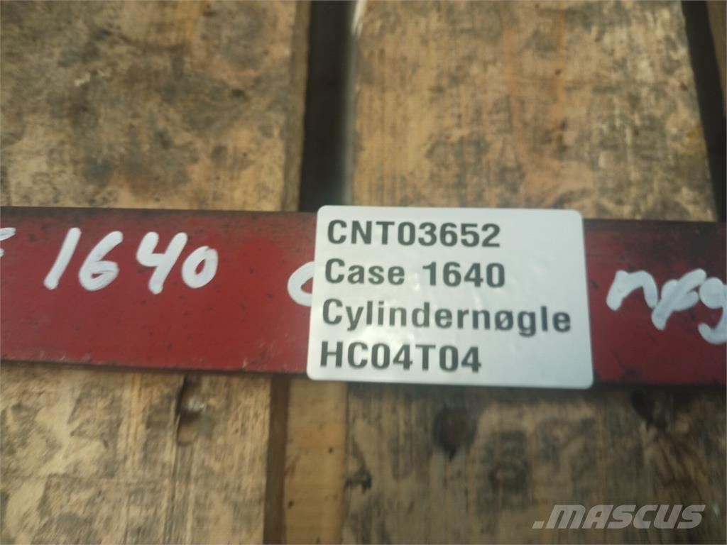 CASE 1640 Dodatna oprema za kombajne